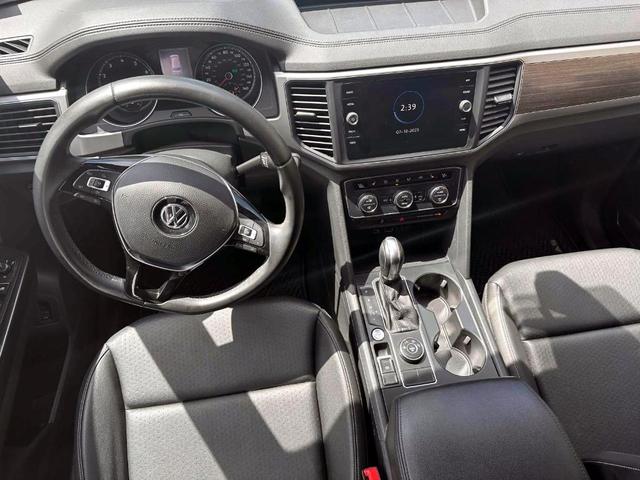 Photo of 2019 Pure White Volkswagen Atlas