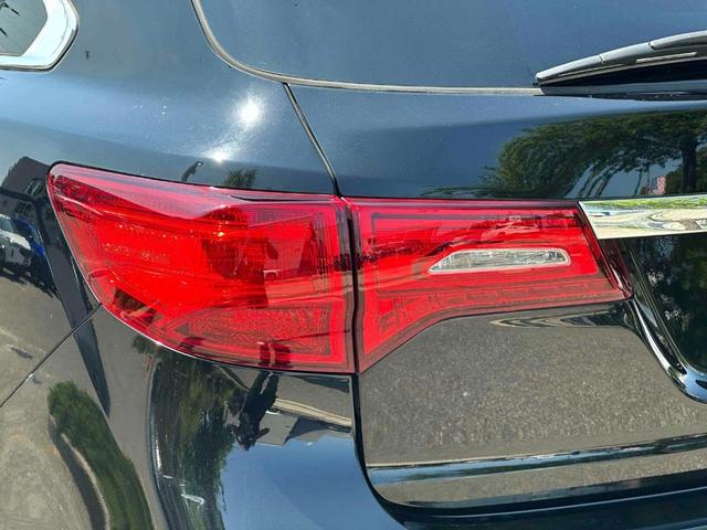 Photo of 2020 Black Acura MDX