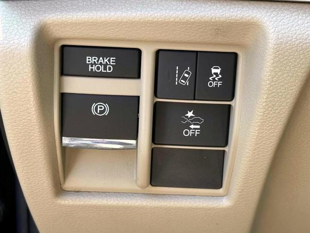 Photo of 2020 Black Acura MDX