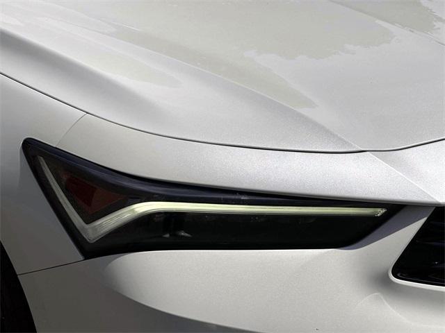 Photo of 2023 White Acura Integra