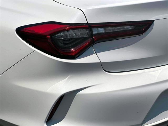 Photo of 2022 White Acura TLX