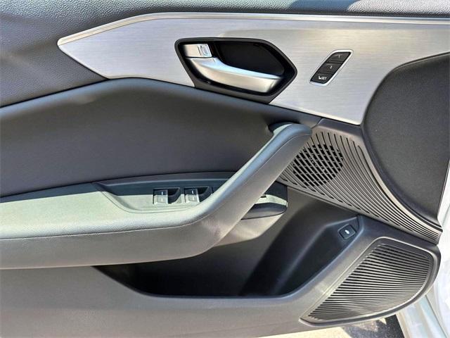 Photo of 2022 White Acura TLX
