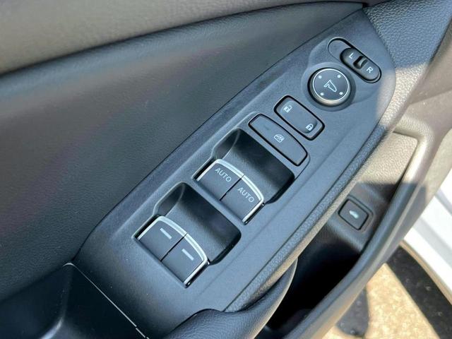 Photo of 2022 Gray Honda Accord