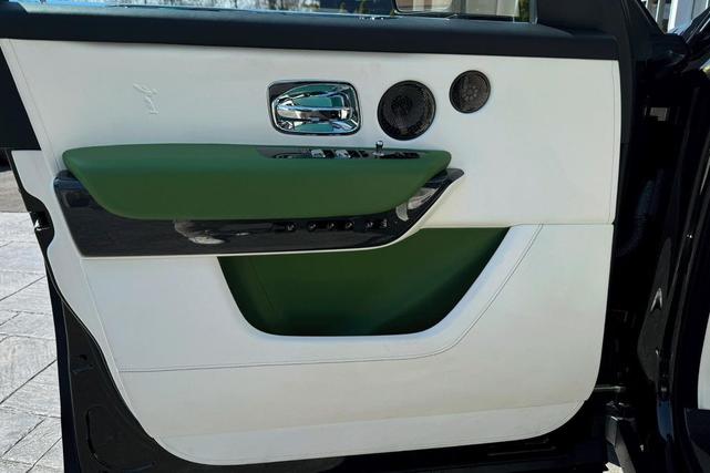 Photo of 2023 Commissioned Collection Olivin Rolls-Royce Cullinan