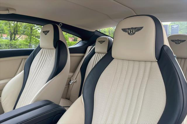 Photo of 2017 Dark Sapphire Metallic Bentley Continental GT
