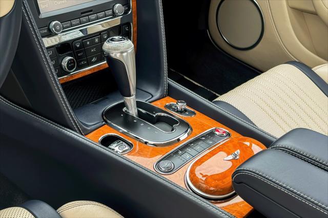 Photo of 2017 Dark Sapphire Metallic Bentley Continental GT