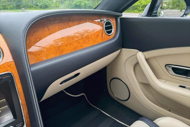 Photo of 2017 Dark Sapphire Metallic Bentley Continental GT