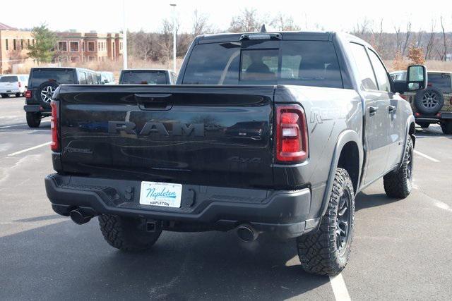 Photo of 2025 Diamond Black Crystal Pearlcoat RAM 1500