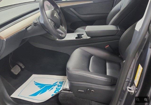 Photo of 2023 Midnight Silver Metallic Tesla Model Y