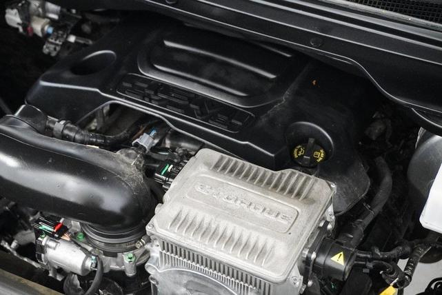 Photo of 2022 Diamond Black Crystal Pearlcoat RAM 1500