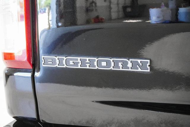 Photo of 2022 Diamond Black Crystal Pearlcoat RAM 1500