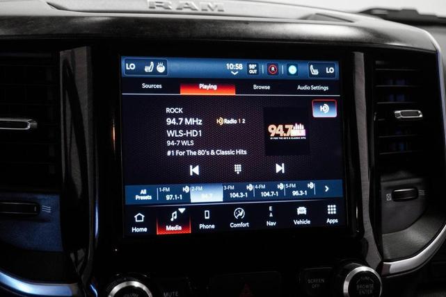 Photo of 2022 Diamond Black Crystal Pearlcoat RAM 1500