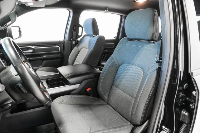 Photo of 2022 Diamond Black Crystal Pearlcoat RAM 1500