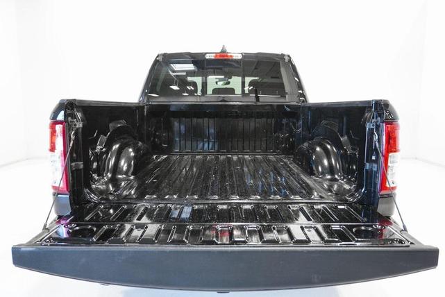 Photo of 2022 Diamond Black Crystal Pearlcoat RAM 1500