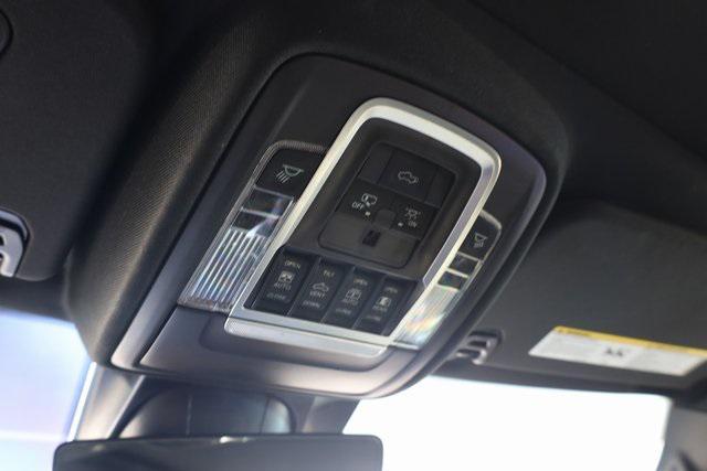 Photo of 2021 Granite Crystal Metallic Clearcoat RAM 1500