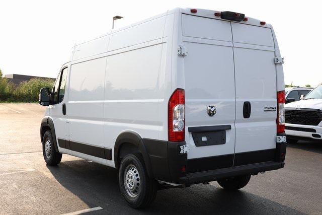 Photo of 2024 Bright White Clearcoat RAM ProMaster 1500