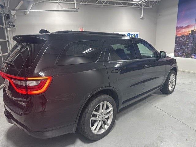 Photo of 2024 DB Black Clearcoat Dodge Durango