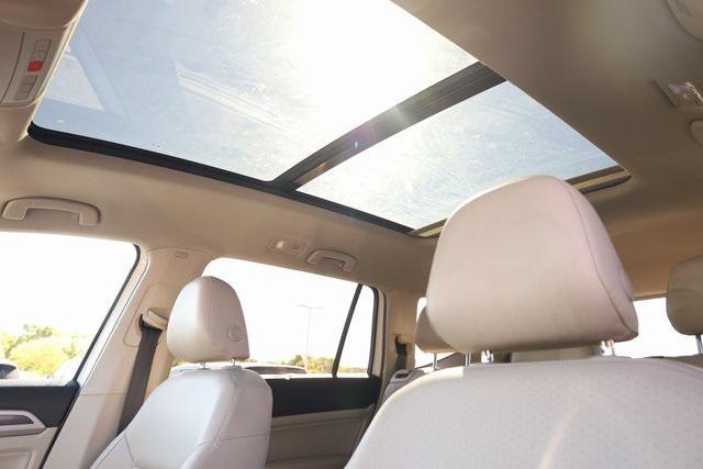 Photo of 2019 Pure White Volkswagen Atlas