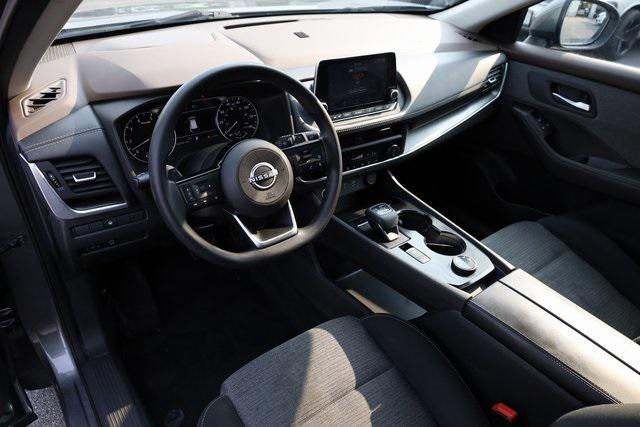 Photo of 2023 Gun Metallic Nissan Rogue