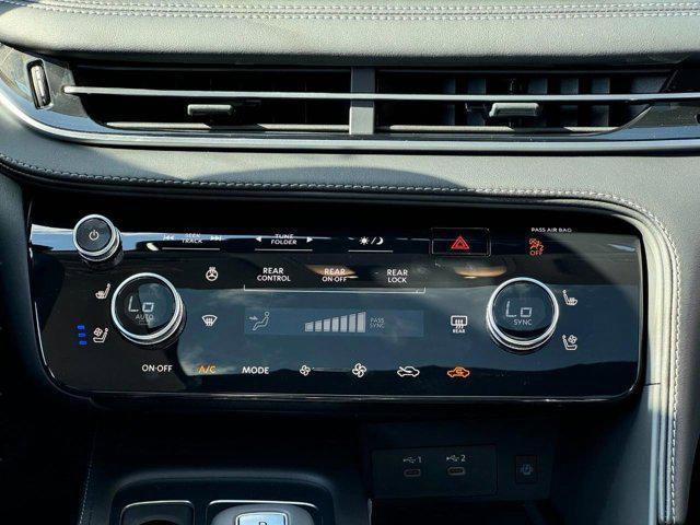 Photo of 2026 Radiant White INFINITI QX60