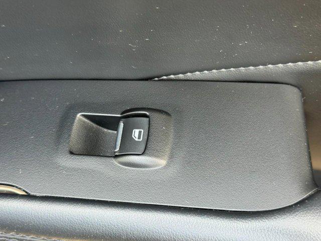 Photo of 2019 Magnetic Gray Metallic Lincoln MKC