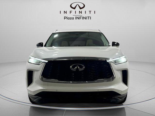 Photo of 2025 Majestic White INFINITI QX60