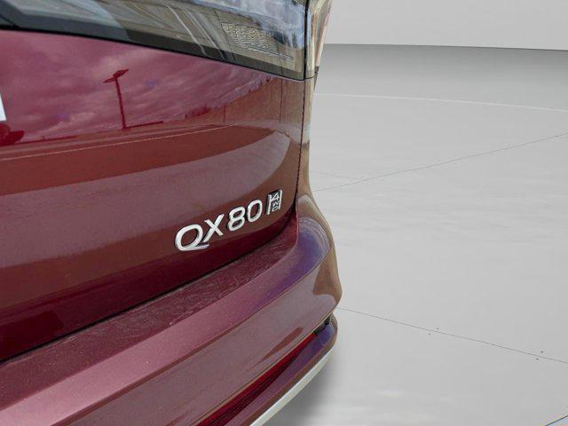 Photo of 2025 Coulis Red INFINITI QX80