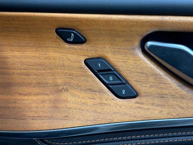 Photo of 2026 Mineral Black/Graphite Shadow INFINITI QX60