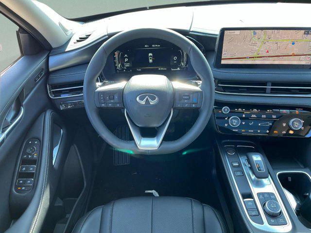 Photo of 2025 Mineral Black INFINITI QX60