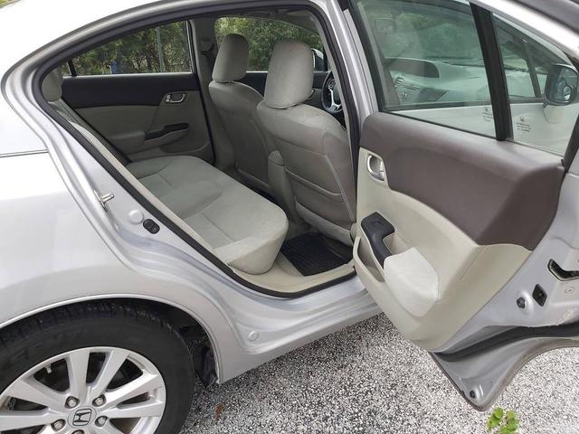 Photo of 2012 Alabaster Silver Metallic Honda Civic