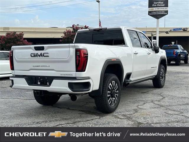 Photo of 2025 White Frost Tricoat GMC Sierra 2500