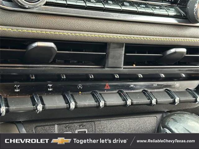 Photo of 2023 Glacier Blue Metallic Chevrolet Colorado