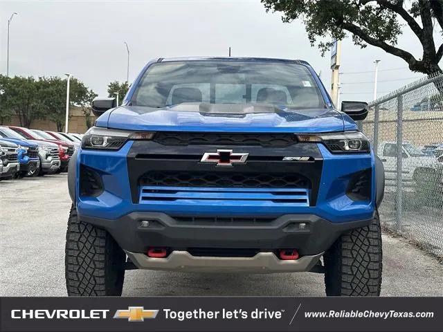 Photo of 2023 Glacier Blue Metallic Chevrolet Colorado