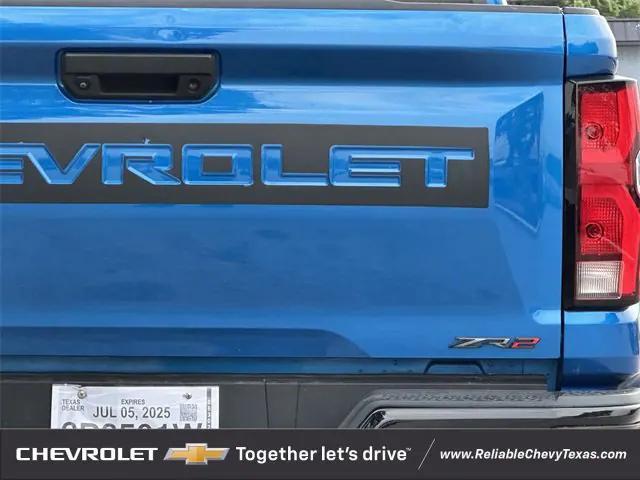 Photo of 2023 Glacier Blue Metallic Chevrolet Colorado