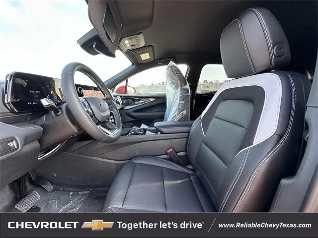 Photo of 2025 Summit White Chevrolet Blazer EV
