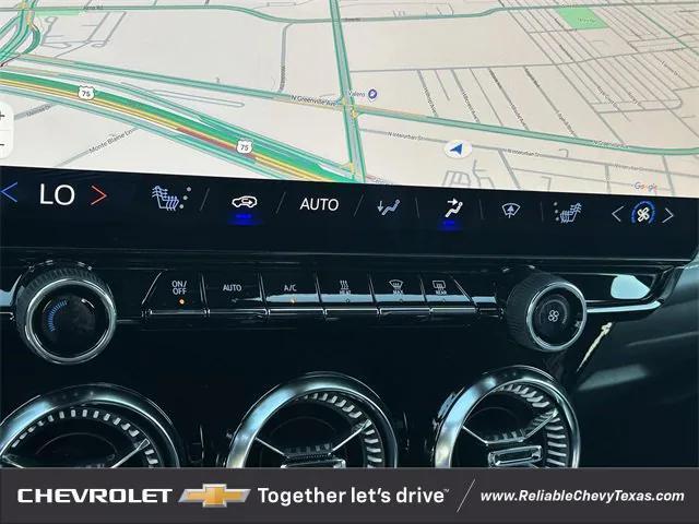 Photo of 2025 Summit White Chevrolet Blazer EV