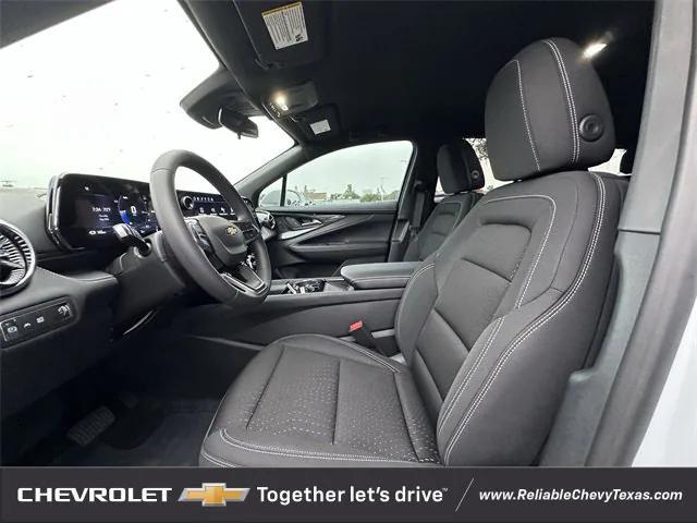 Photo of 2025 Summit White Chevrolet Blazer EV