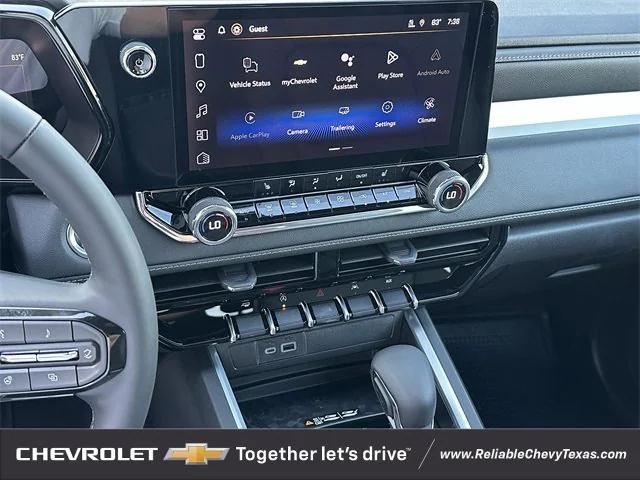 Photo of 2026 Summit White Chevrolet Colorado