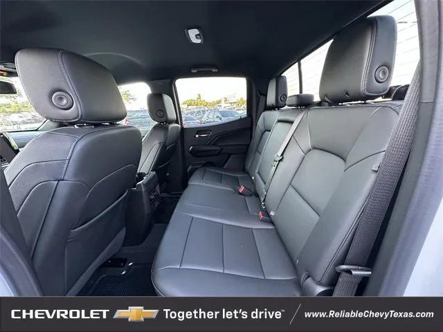 Photo of 2026 Summit White Chevrolet Colorado