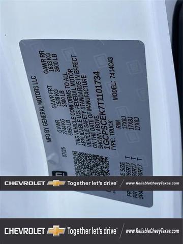 Photo of 2026 Summit White Chevrolet Colorado