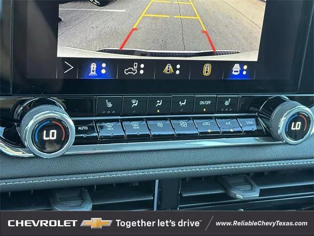 Photo of 2026 Summit White Chevrolet Colorado