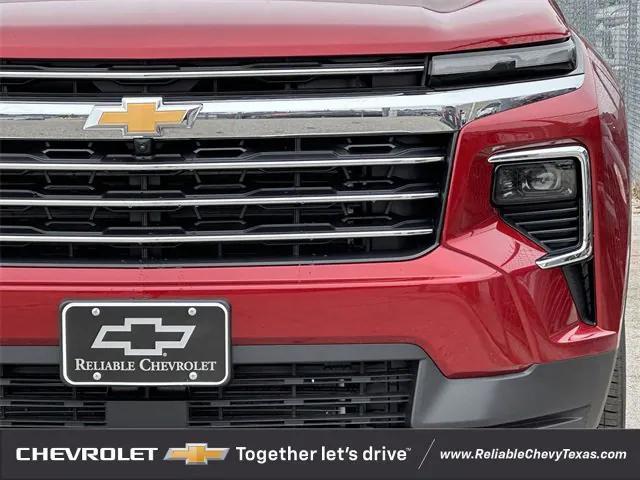 Photo of 2025 Radiant Red Tintcoat Chevrolet Traverse