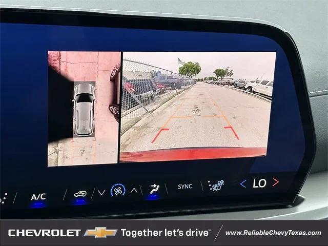 Photo of 2025 Radiant Red Tintcoat Chevrolet Traverse