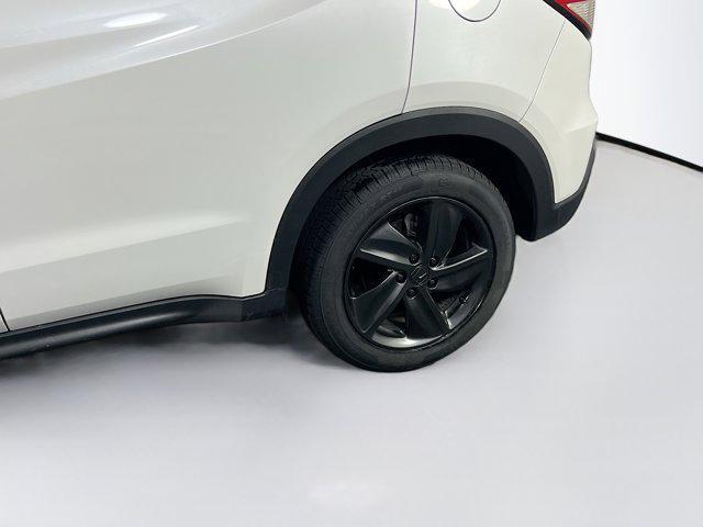 Photo of 2022 Platinum White Pearl Honda HR-V