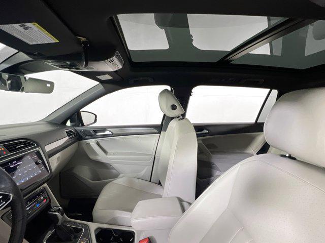 Photo of 2022 Deep Black Pearl Volkswagen Tiguan