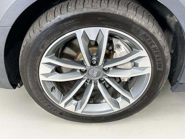 Photo of 2018 Monsoon Gray Metallic Audi A4 allroad