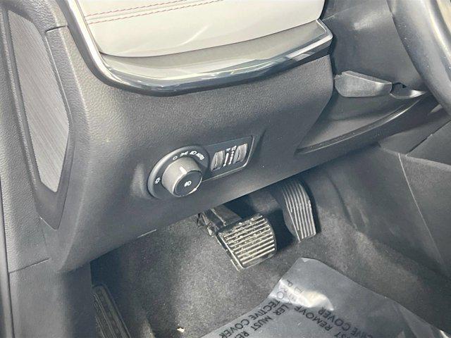 Photo of 2022 Granite Crystal Metallic Clearcoat Jeep Compass