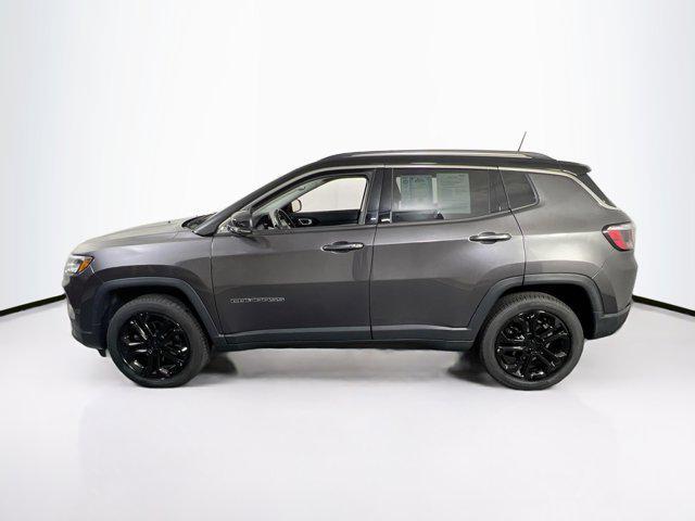 Photo of 2022 Granite Crystal Metallic Clearcoat Jeep Compass