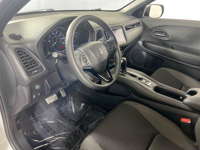Photo of 2022 Platinum White Pearl Honda HR-V