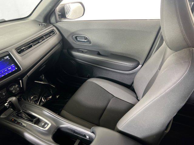 Photo of 2022 Platinum White Pearl Honda HR-V